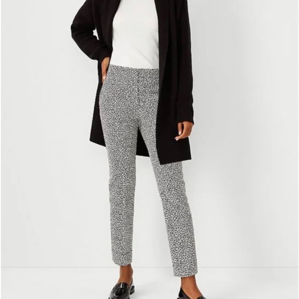 NWT Ann Taylor Leopard Print Pants || Size 00